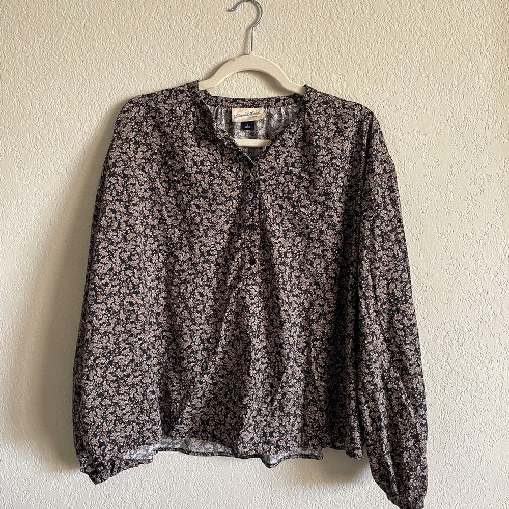 Universal Thread Floral Blouse